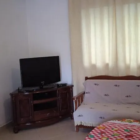 Vila Demo Vlorë